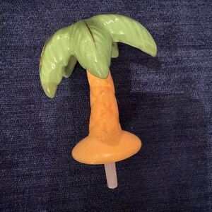 Nora Fleming in the breeze palm tree mini, like new